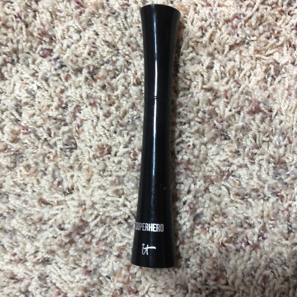 Makeup - Picture 1 of 2